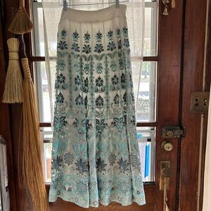 Soft Surroundings White and Blue Floral Maxi Skirt